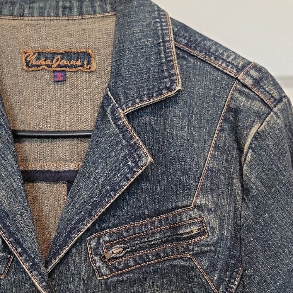 Yuka Jeans Women's Denim Jacket - Picture 4 of 10